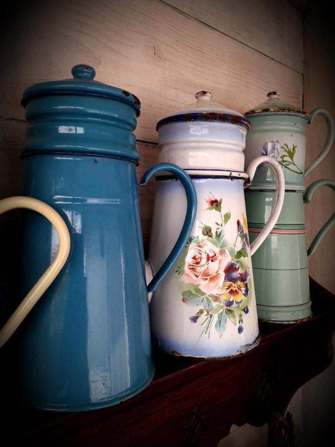 B&B Chez Annie Saint-Martin-de-Gurçon Kültér fotó
